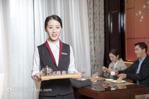 淺談酒店餐飲服務(wù)中“倒茶”的細(xì)節(jié)與價(jià)值